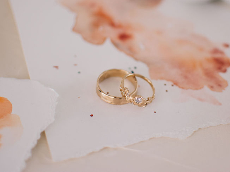 nature inspired organic wedding band, golden leaves diamond ring, made in Toronto