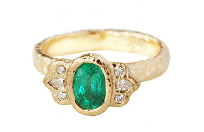 custom emerald ring with diamonds, hammered gold made in Toronto, Canada