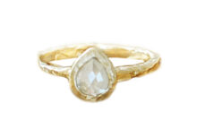 icy pear diamond ocean drop textured gold ring